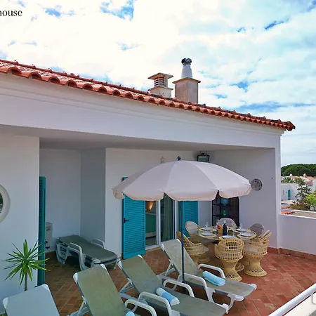 דירה Duplex Penthouse L&a Prainha With Sea View, 2 Terraces, Balcony אלבור