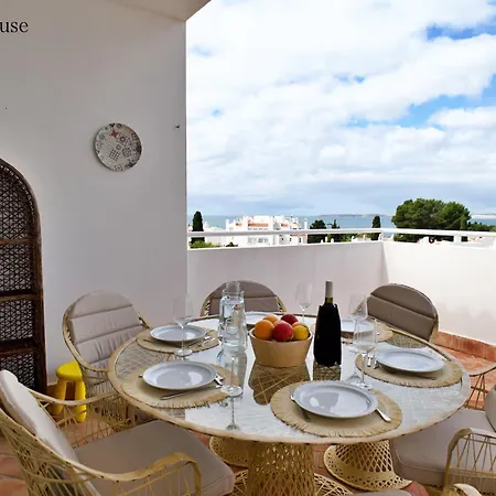 Daire Penthouse L&a Prainha With Sea View, 2 Terraces