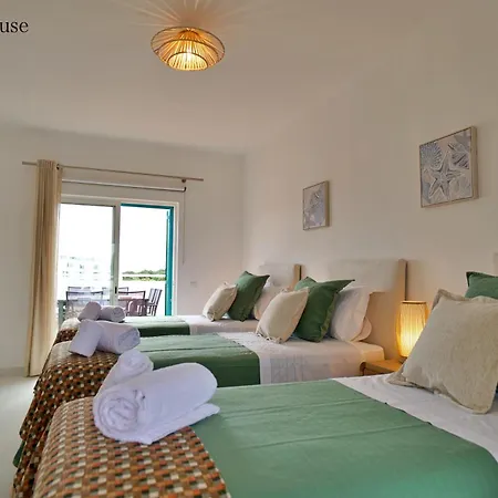 Duplex Penthouse L&a Prainha With Sea View, 2 Terraces, Balcony אלבור