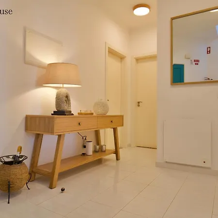 דירה Duplex Penthouse L&a Prainha With Sea View, 2 Terraces, Balcony אלבור